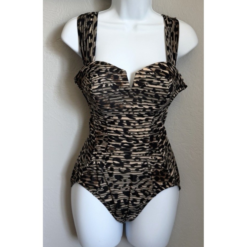 Miraclesuit One-Piece Swimsuit Womens Medium Brown Leopard Print Slimming Ruched